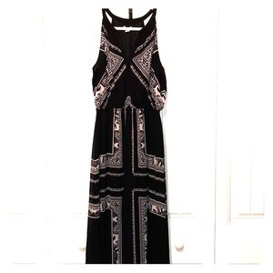 Old Navy black and white maxi dress size large